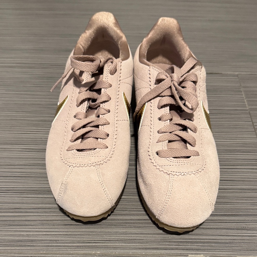 Nike Suede Sneakers
